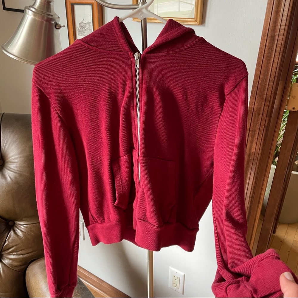 Brandy Melville slightly cropped hoodie